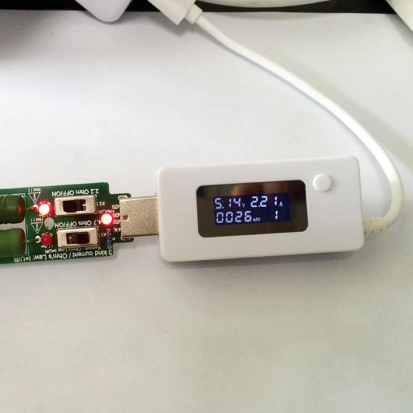 Digital Display USB Tester Power Bank Battery Mete...